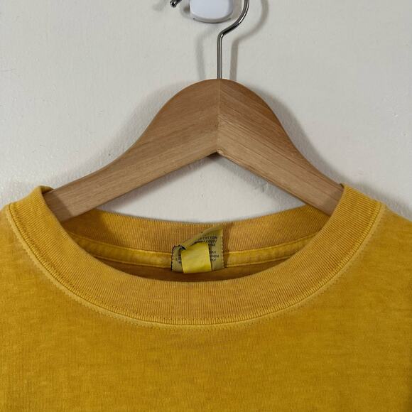 Crazy Shirts Hawaii Rooster Chicken Pineapple Yellow Shirt Men's Size Large - Picture 9 of 9